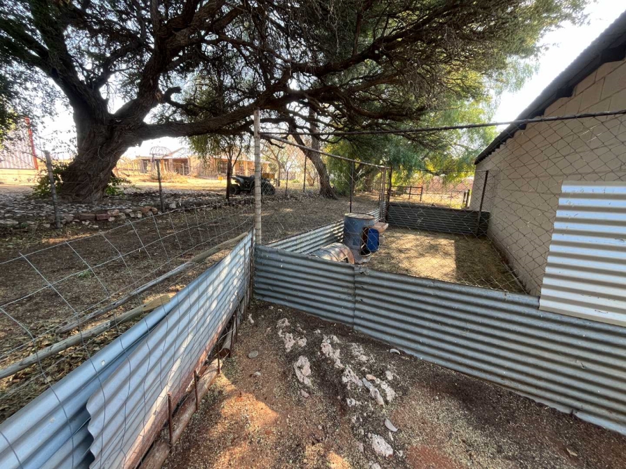 4 Bedroom Property for Sale in Ses Brugge Northern Cape